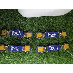 Vintage Winnie the Pooh Bear Mitten / Glove double ended Clips